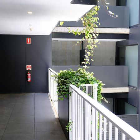 Apartamento Cbd Japanese Retreat 2Br 1P Brekky Wifi Netflix Camberra Exterior foto